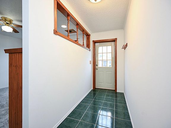 2nd image of 506 E Wabasha St