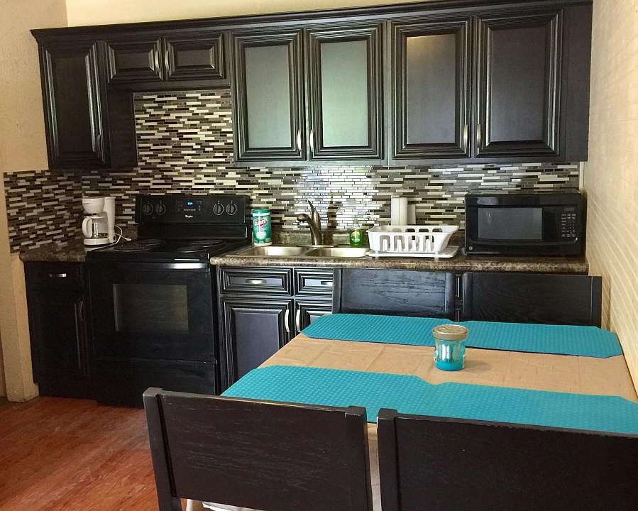 Newly renovated kitchen!