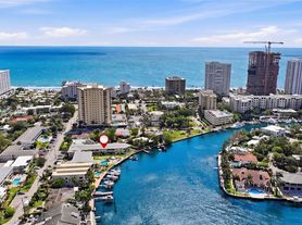 3216 SE 12th St, Pompano Beach, FL