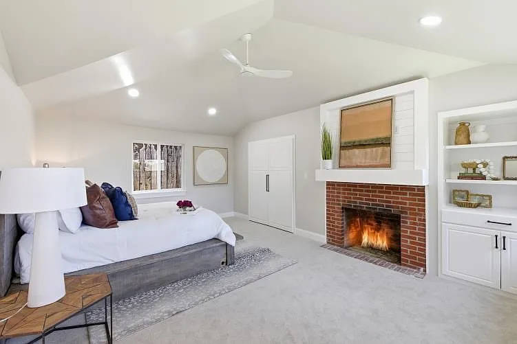 1745 S Gary Pl — Photo 11