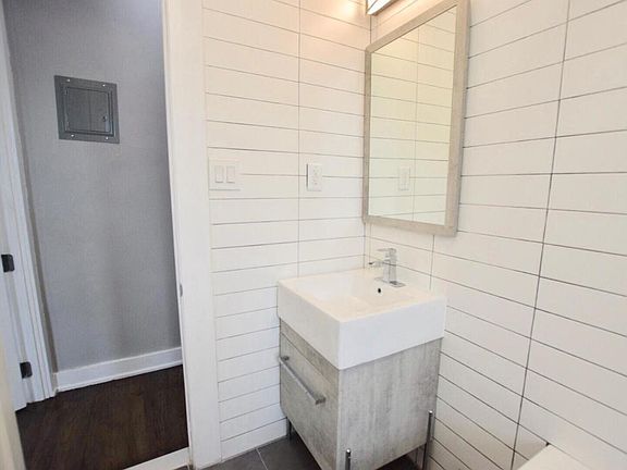 4th image of 767 Greene Ave APT 1B