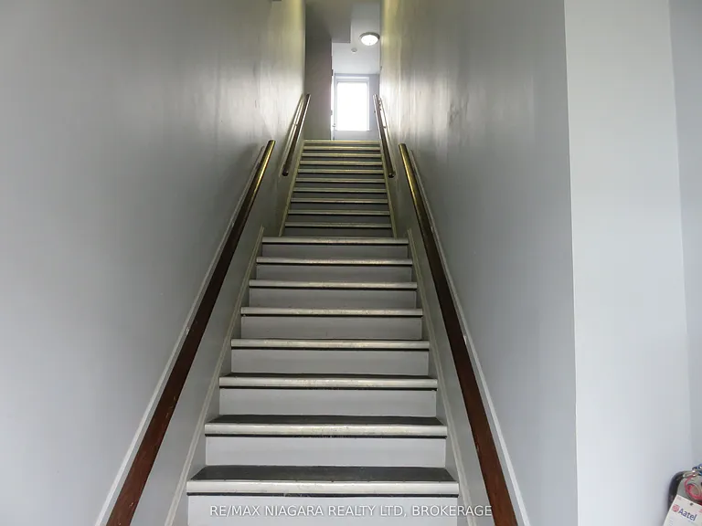 58 Jarvis St #204 — Photo 2