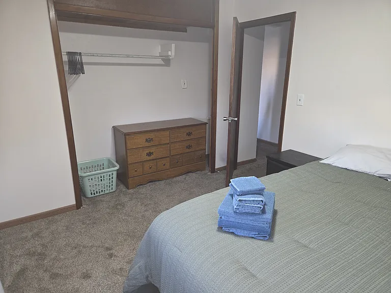 325 N Monroe St — Photo 12