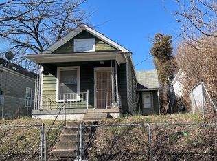 304 S 28th St, Louisville, KY 40212