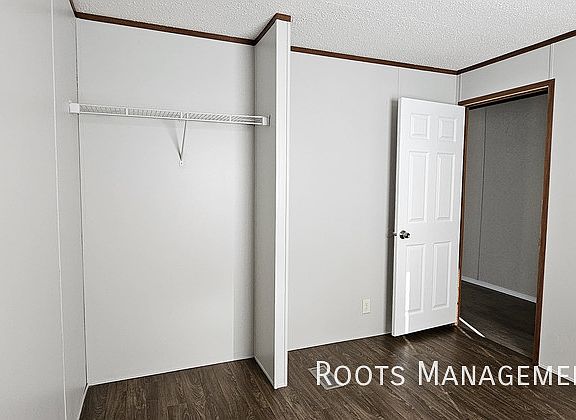 5th image of 127 Ashford Dr #127