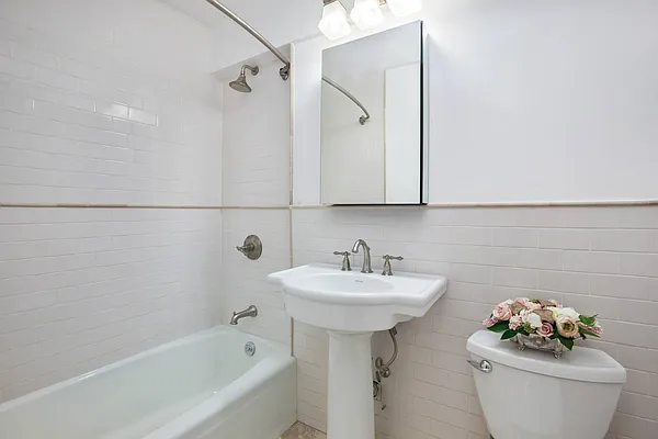 Sold by Keller Williams NYC | media 16