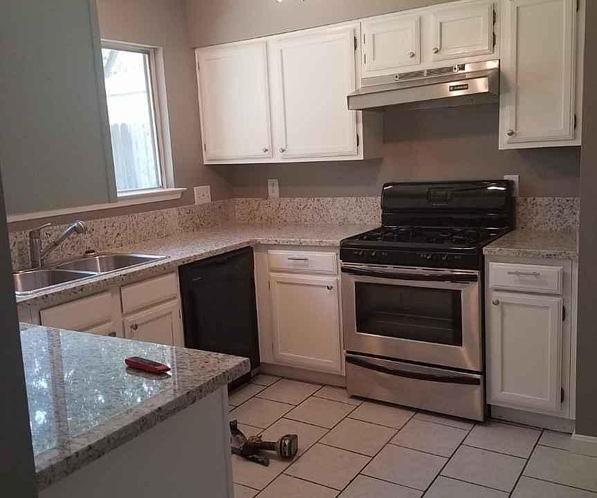 1st image of 316 Knoll Forest Dr