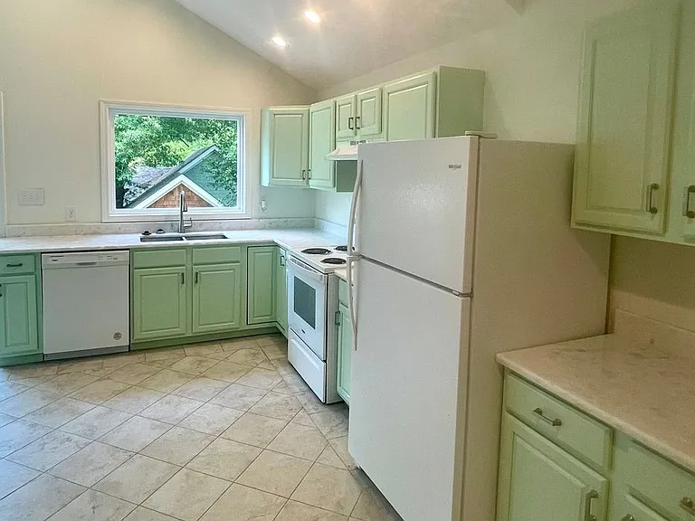 1313 South Alston Ave — Photo 12