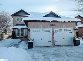 1084 Winnifred Ct, Innisfil, ON L9S2B3
