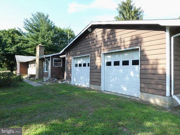 3rd image of 5586 Judith Rd