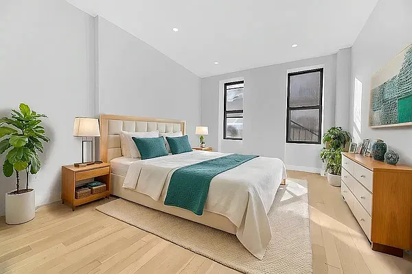 1577 Third Avenue #2S