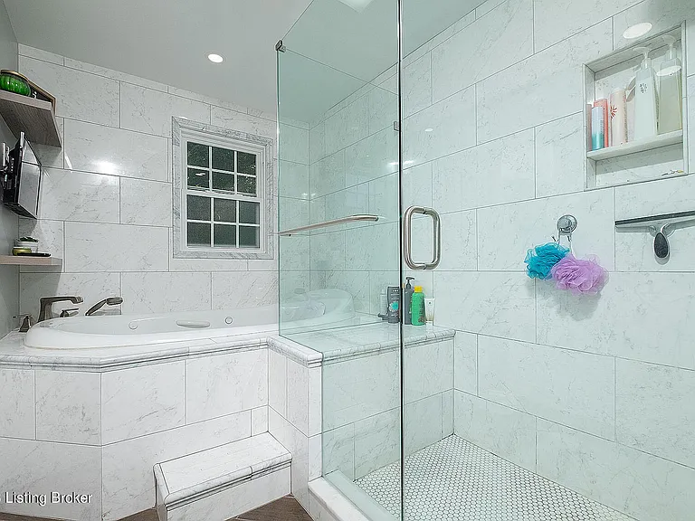 211 S Sherrin Ave — Photo 27