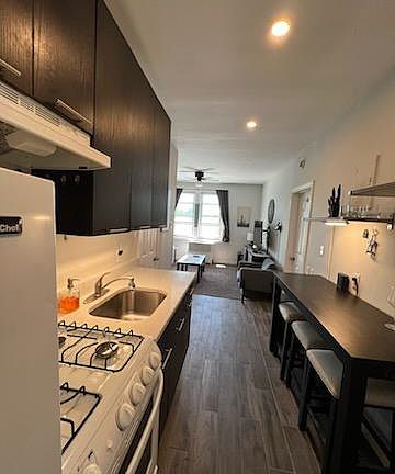 2nd image of 5839 78th St Floor 2