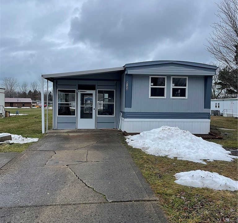 1st image of 8144 Carrie Pl