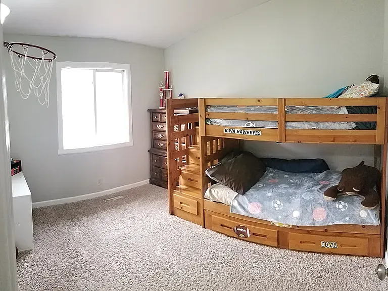 3729 Northwood Dr NE — Photo 10