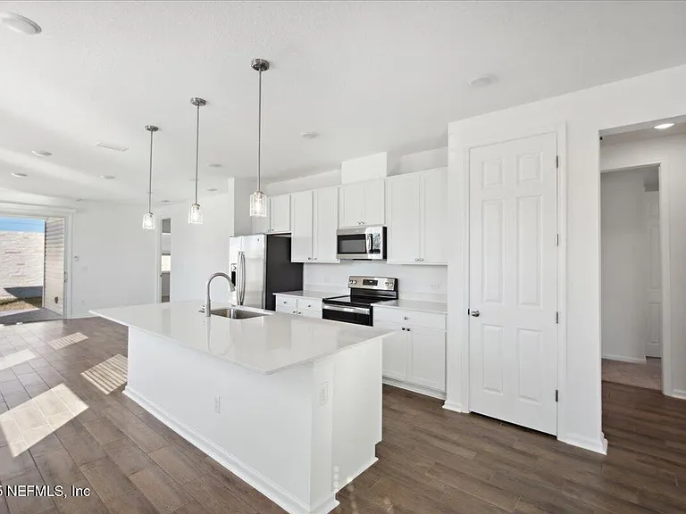 7212 Red Timber Rd — Photo 8