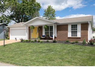 39 Kimberly Ln, Saint Peters, MO
