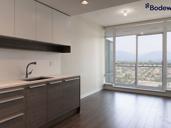 2nd image of 4485 Skyline Dr
