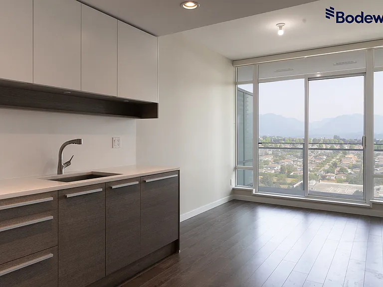 4485 Skyline Dr — Photo 2
