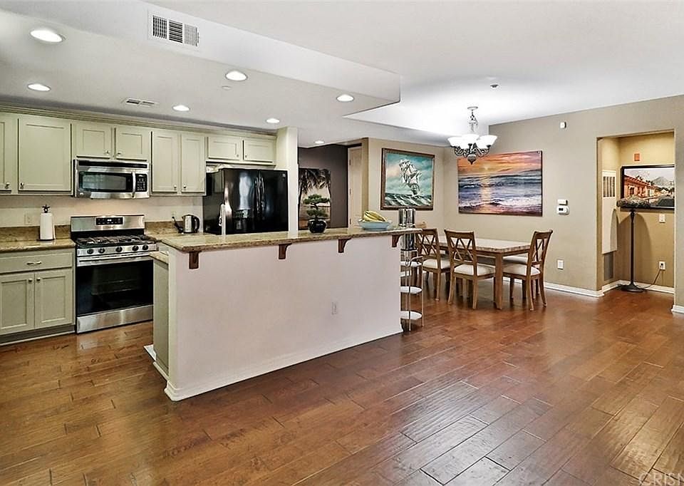 1st image of 208 Riverdale Ct APT 703