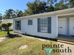 6385 Schoel Ln, Gulf Shores, AL 36542
