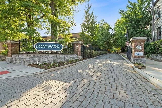 8 Maritime Way — Photo 22