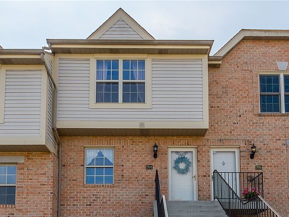 2nd image of 204 Berrington Ct