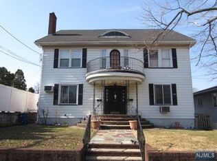 1008 Linden Ave, Ridgefield, NJ 07657