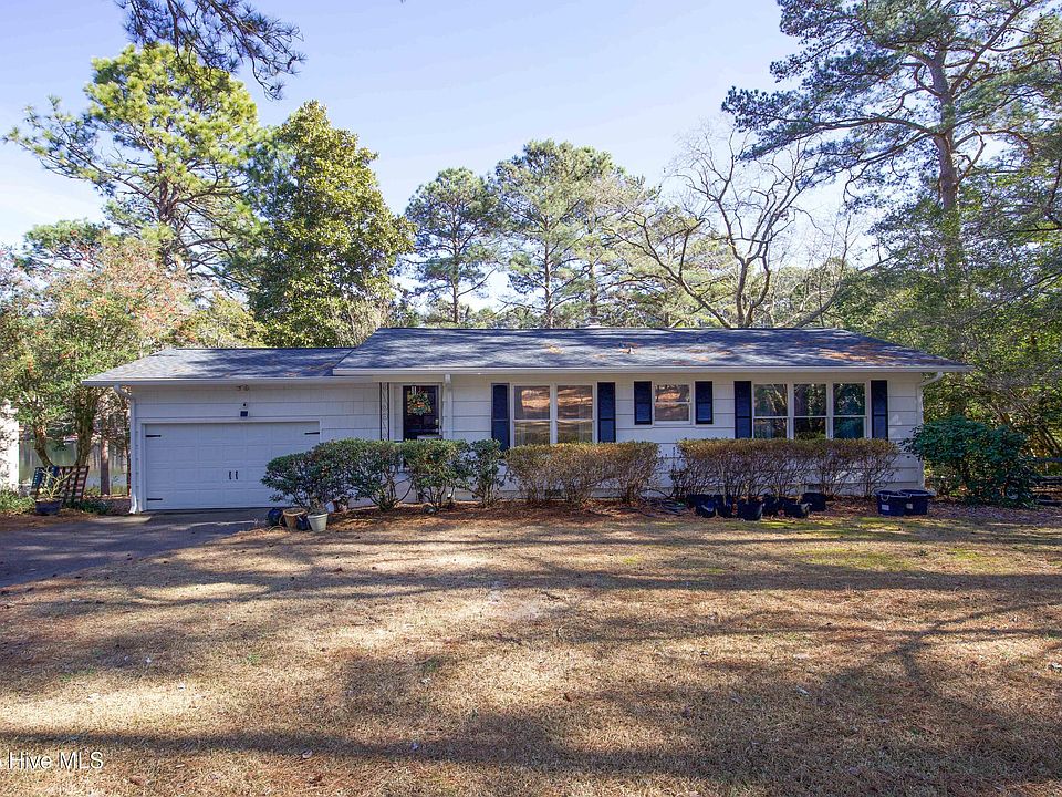 1st image of 138 Pine Ridge Dr