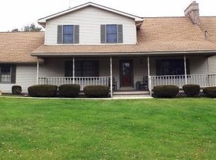 5459 Cohoctah Rd, Linden, MI 48451