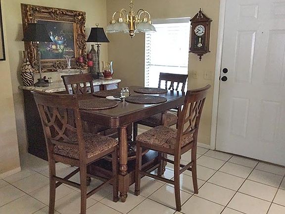 4th image of 236 Las Palmas Blvd