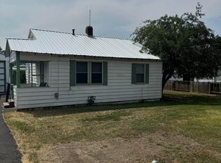 5756 Leland Dr, Klamath Falls, OR 97603