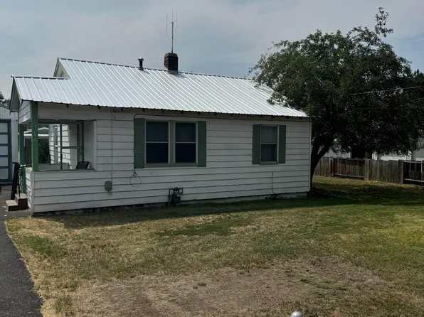 5756 Leland Dr, Klamath Falls, OR 97603