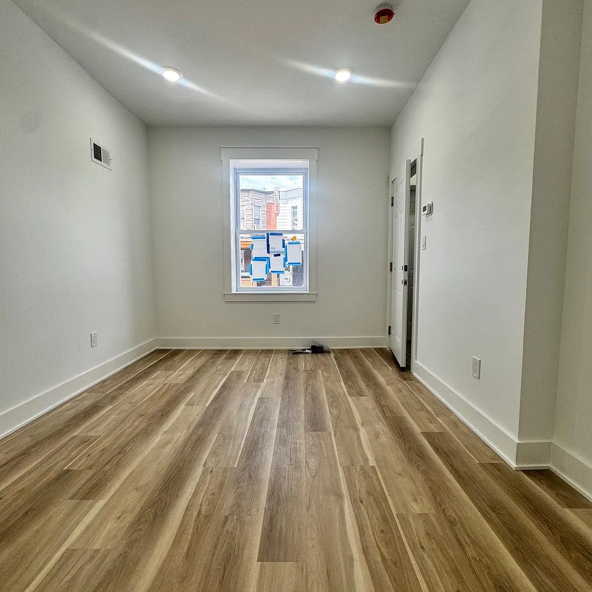 1 bed, 1.5 bath, 1400 sqft, $1,650 — Photo 3