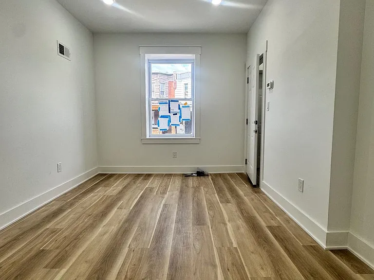 2236 Moore St #1 — Photo 3