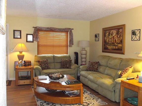 2nd image of 1817 Driftwood Cir N