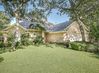 700 Parkridge Blvd, Burleson, TX 76028