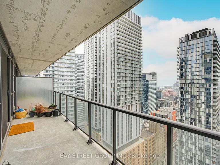 290 Adelaide St W #3002 — Photo 30