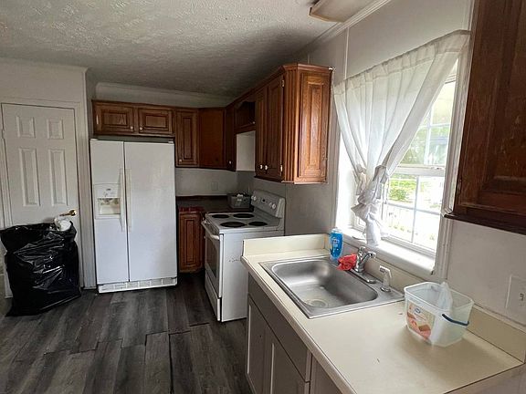 5th image of 1022 26th St
