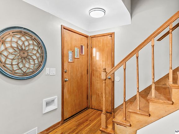 3rd image of 4830 Spaulding St