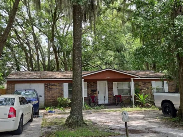 4220 Pointe Haven Dr S, Jacksonville, FL 32218