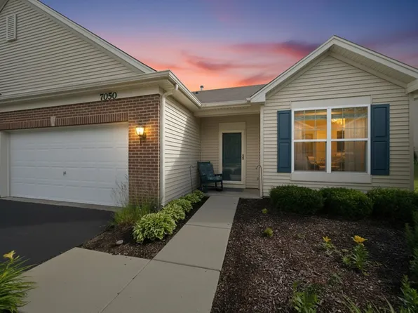 7050 Hidden Green Cir, Fox Lake, IL 60020