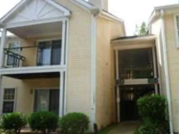 708 Ridgecreek Dr, Clarkston, GA 30021