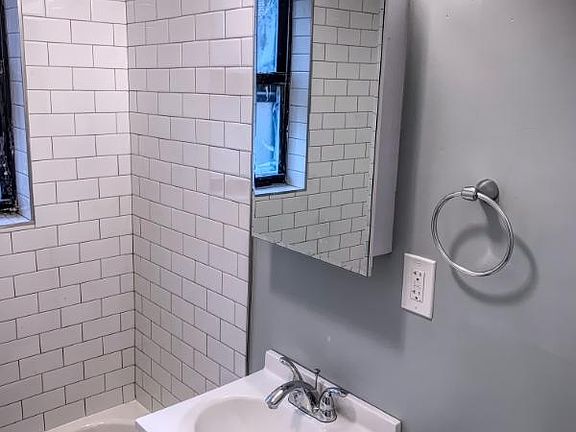 4th image of 6730 S Chappel Ave APT 3G