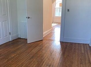 427 46th St #2, Brooklyn, NY 11220