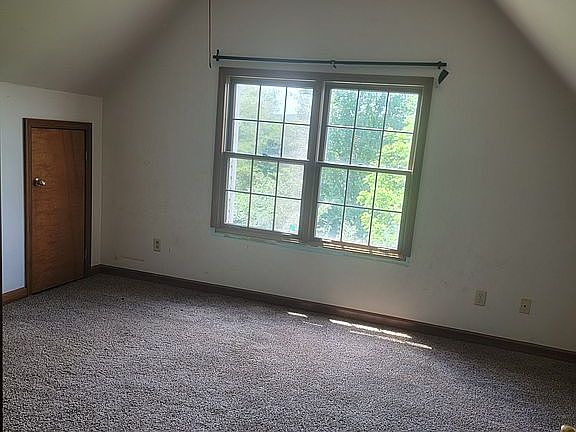 2nd image of 127 Woodland Dr