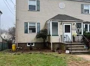 595 Linden Ave, Teaneck, NJ 07666