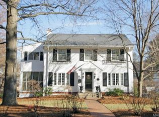 210 Jefferson Rd, Saint Louis, MO 63119