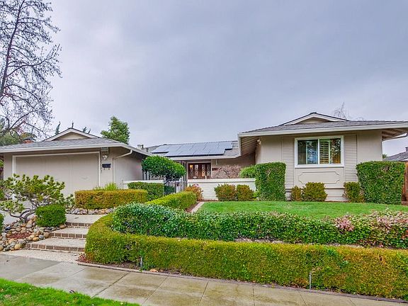 2nd image of 21593 La Playa Ct