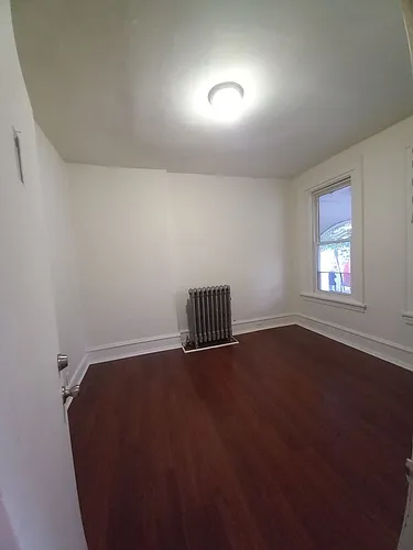 917 Swede St Photo 1